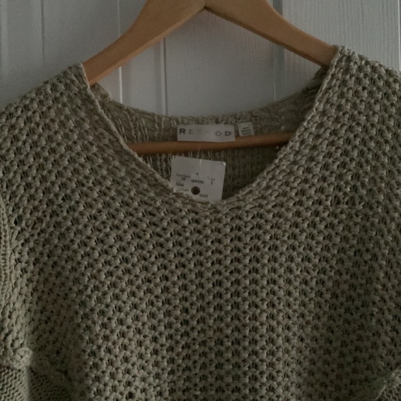 Retrod dusty beige woven 3/4 sleeve sweater - Picture 3 of 10